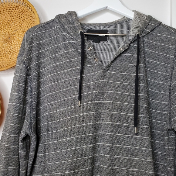 Hurley Men's Striped Hoodie Gray Beachy Lagenlook - Picture 2 of 6